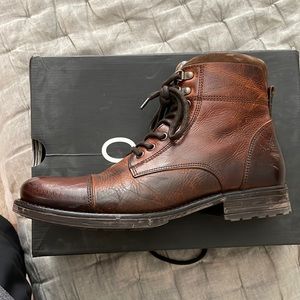 Aldo mens boot, cognac/bronze, size 11